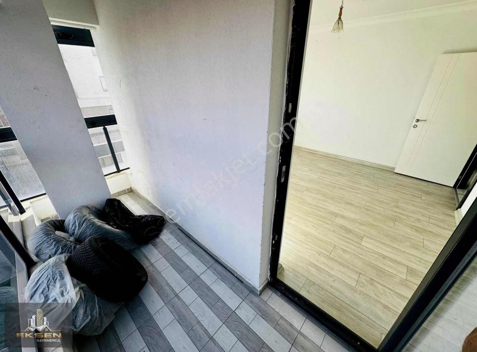 Eksen'den Cadde Üzeri Lüks Yapılı Önü Açık 4+1 Site Dairesi - Görsel 18