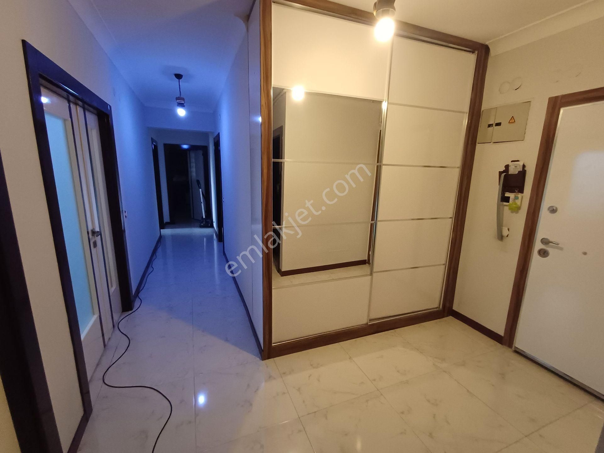 Selçuklu Mah.de Site İçerisinde 3+1 Lüks Yapılı Satılık Daire - Görsel 28