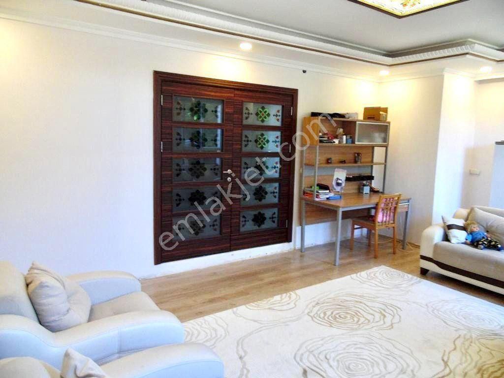 İstanbul Büyükçekmece De 6+2 Satılık Villa 701 M2 Arsalı - Görsel 7