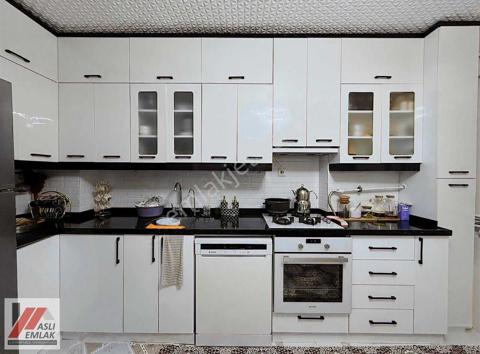 Aslı Emlaktan Esentepe Mah 3+1kat 3 - Görsel 30