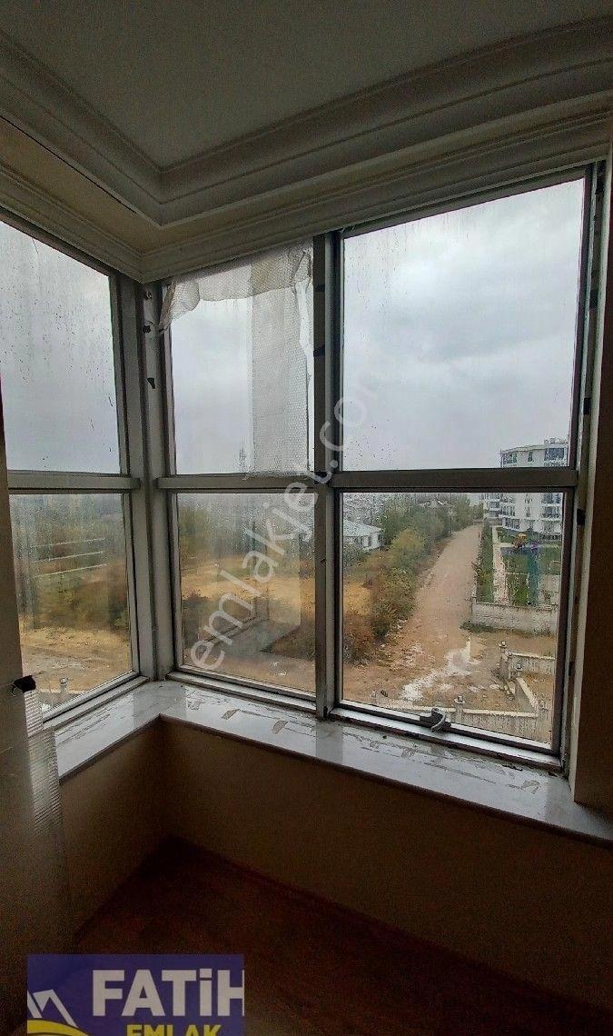 Peugeot Oto Bayii Civarı İpekyolu Caddesine 150 Metre Uzaklıkta Site İçinde 3. Kat 220 M2 4+1 Daire - Görsel 4
