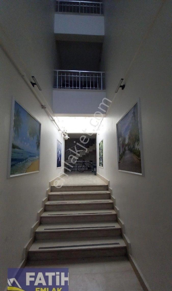 Peugeot Oto Bayii Civarı İpekyolu Caddesine 150 Metre Uzaklıkta Site İçinde 3. Kat 220 M2 4+1 Daire - Görsel 20