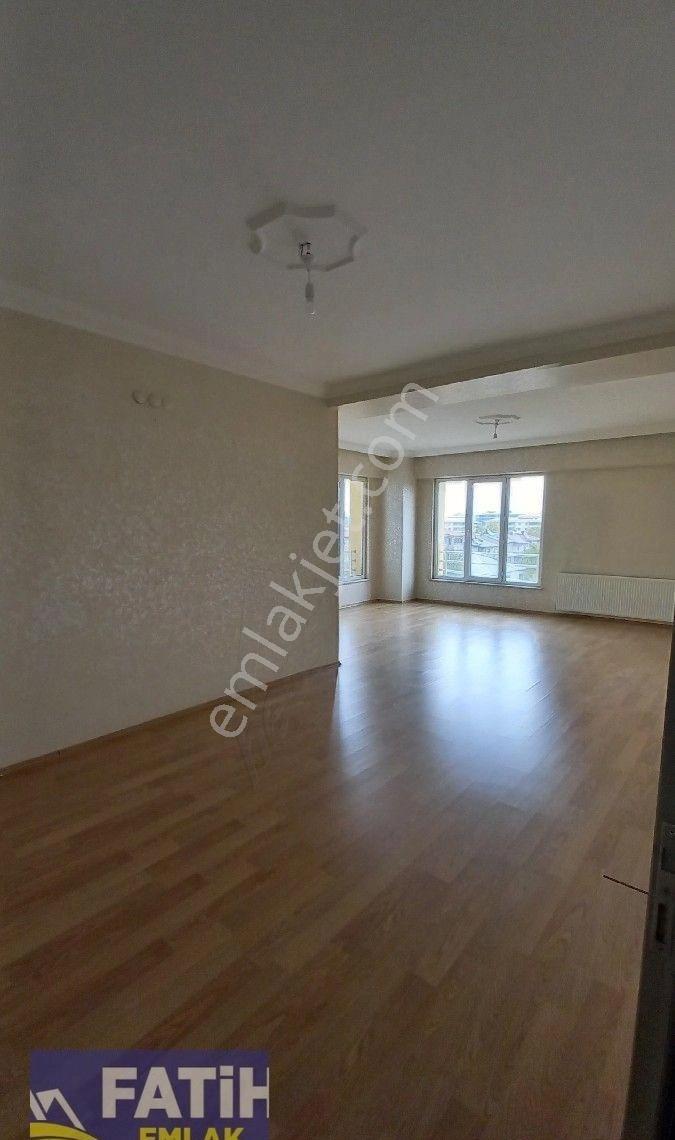 Peugeot Oto Bayii Civarı İpekyolu Caddesine 150 Metre Uzaklıkta Site İçinde 3. Kat 220 M2 4+1 Daire - Görsel 16