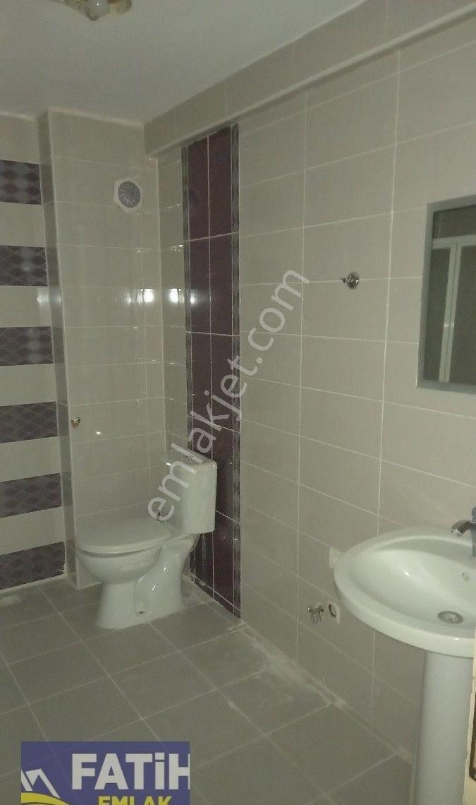 Peugeot Oto Bayii Civarı İpekyolu Caddesine 150 Metre Uzaklıkta Site İçinde 3. Kat 220 M2 4+1 Daire - Görsel 12