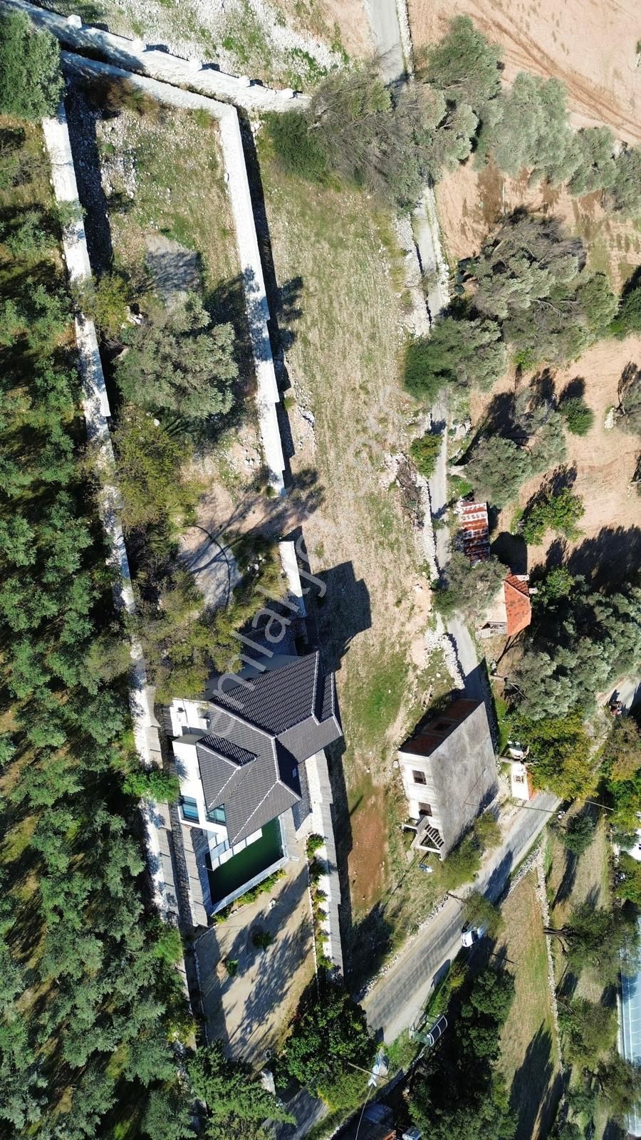 Seydikemer Boğaziçi Mahallesinde Yola Cephe Köyiçi İmarlı Tarla - Görsel 6