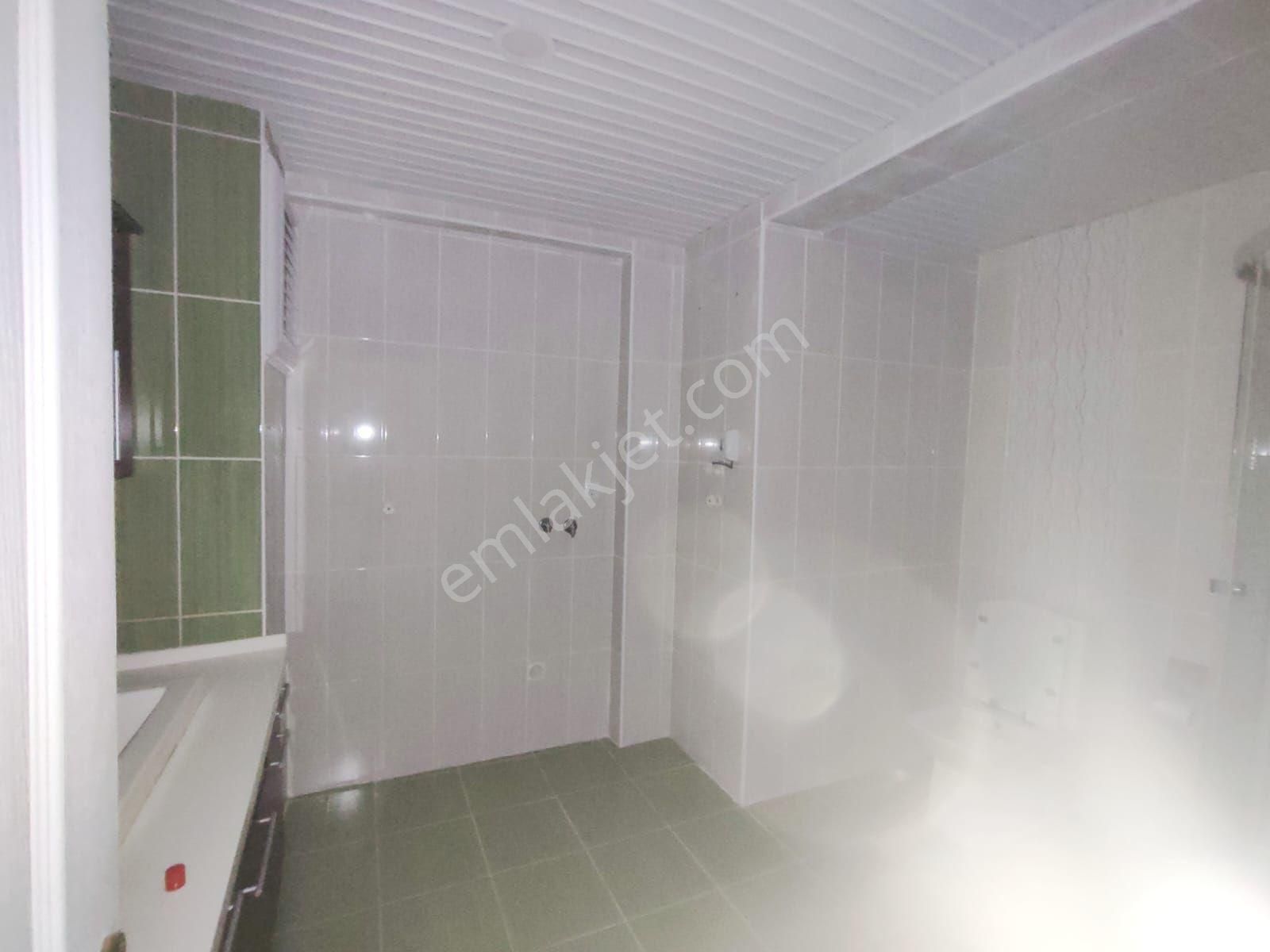 Kuşadası Değirmendere Mevkiinde Havuzlu Güvenlikli Sitede Doğalgaz Kapısında 2+1 Ve 3+1 - Görsel 12