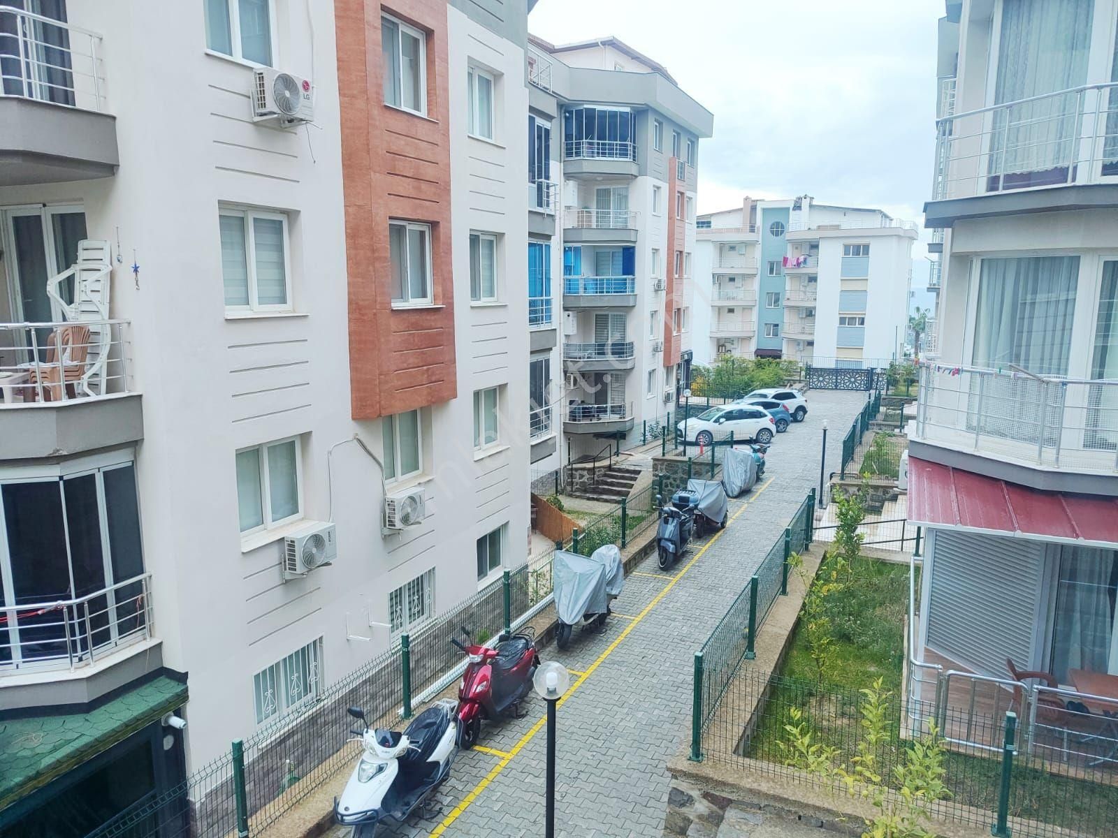 Kuşadası Değirmendere Mevkiinde Havuzlu Güvenlikli Sitede Doğalgaz Kapısında 2+1 Ve 3+1 - Görsel 33