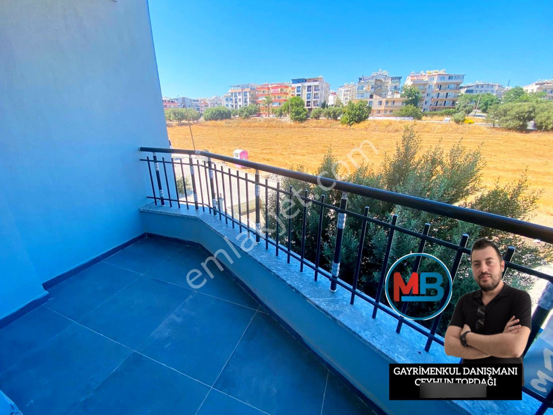 Didimde Satılık 2+1 Sıfır Daire Orta Kat Asansörlü Ön Cephe Eşyalı ! - Görsel 13