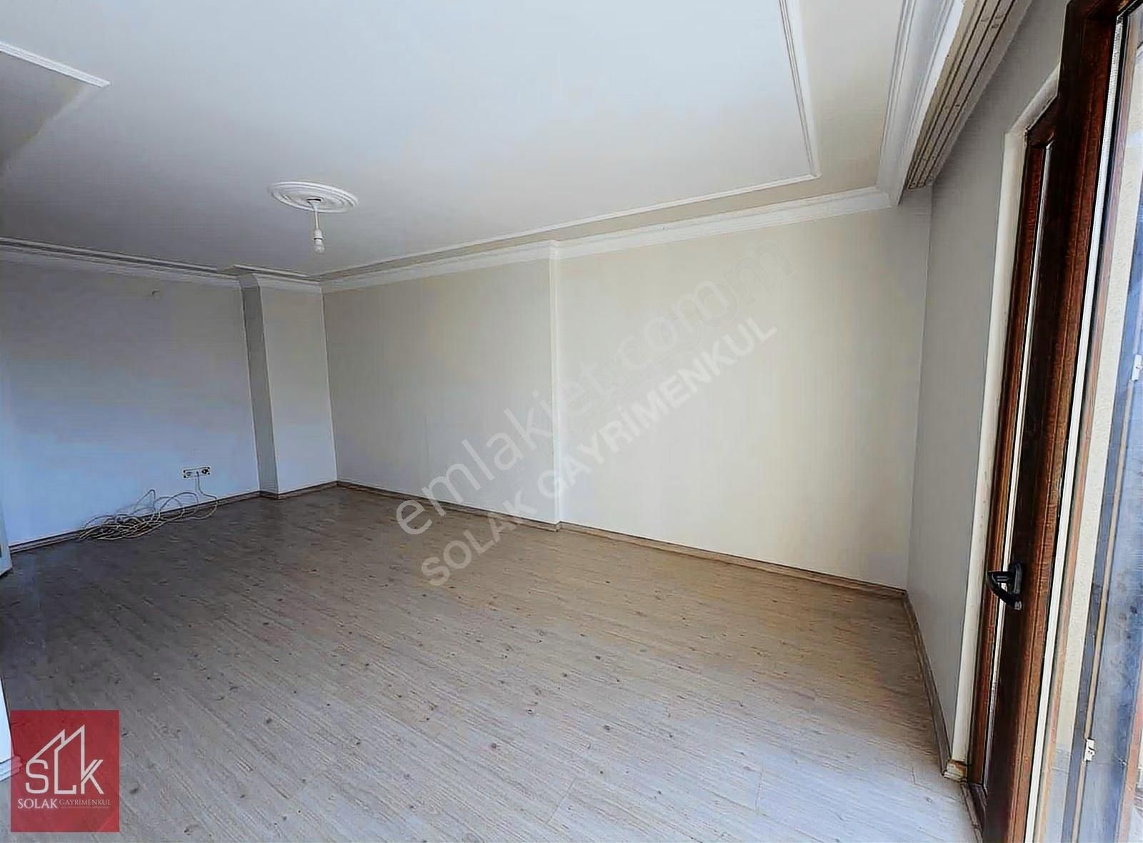 Cenk Atalay Solak'tan 100m2 G. Kullanımlı, Balkonlu Kiralık 3+1 - Görsel 18