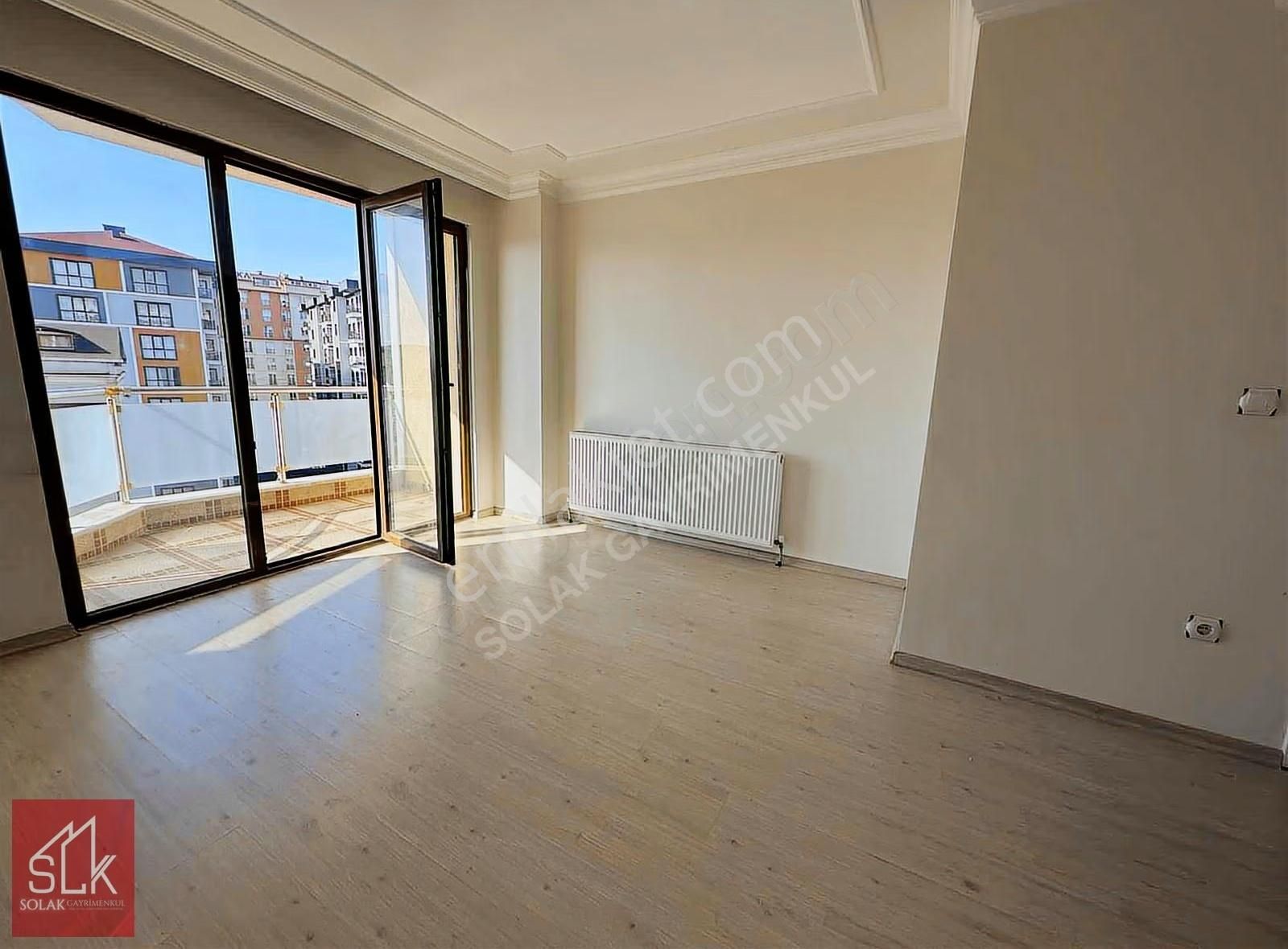 Cenk Atalay Solak'tan 100m2 G. Kullanımlı, Balkonlu Kiralık 3+1 - Görsel 24