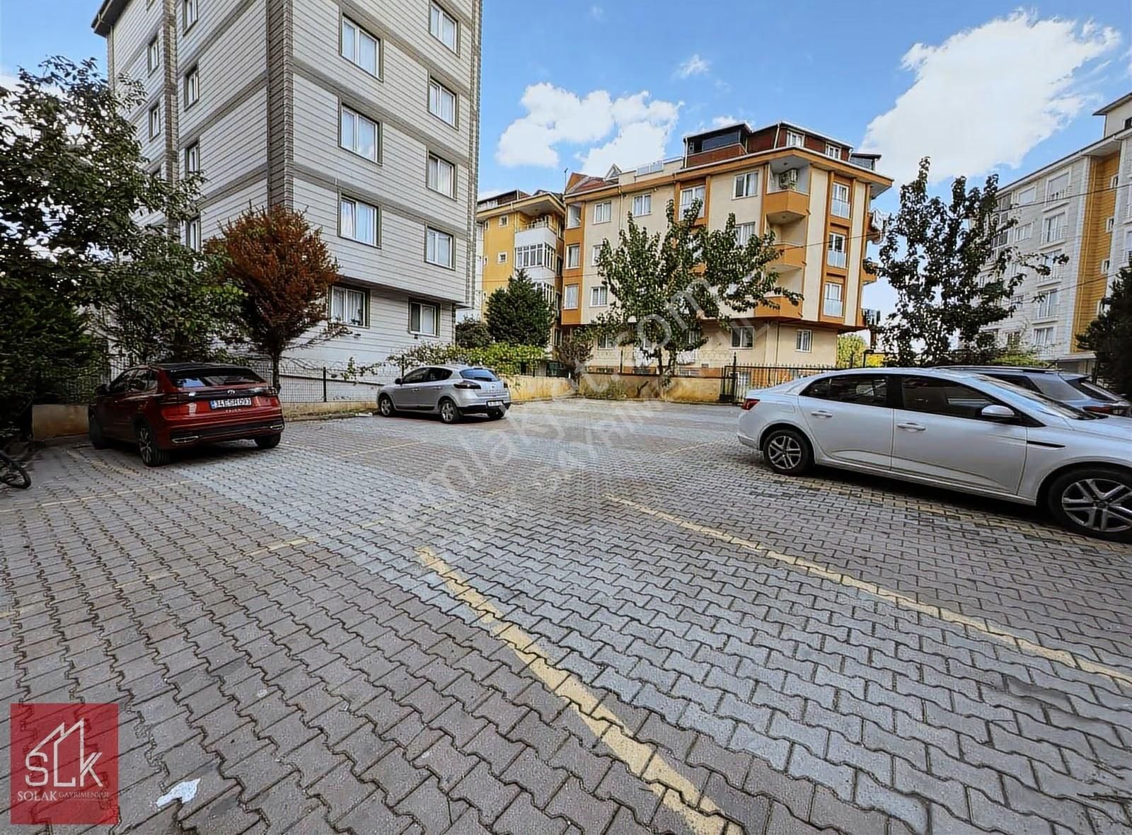 Cenk Atalay Solak'tan 100m2 G. Kullanımlı, Balkonlu Kiralık 3+1 - Görsel 10