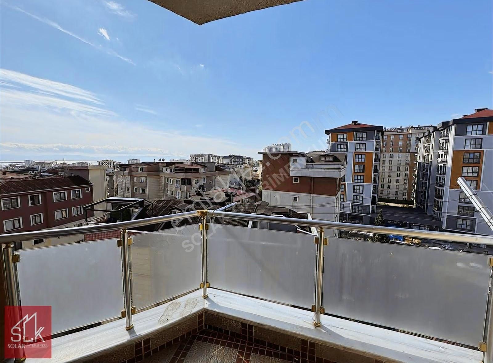 Cenk Atalay Solak'tan 100m2 G. Kullanımlı, Balkonlu Kiralık 3+1 - Görsel 2