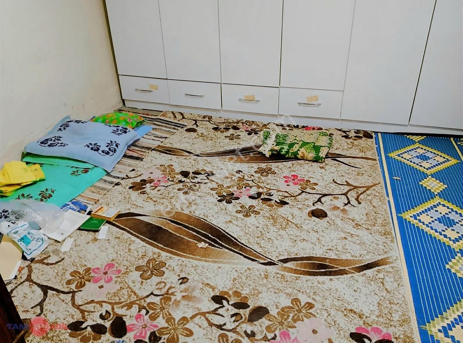 Bergama Selçuk Mah. Mahkeme Arkasında Müstakil Ev - Görsel 14