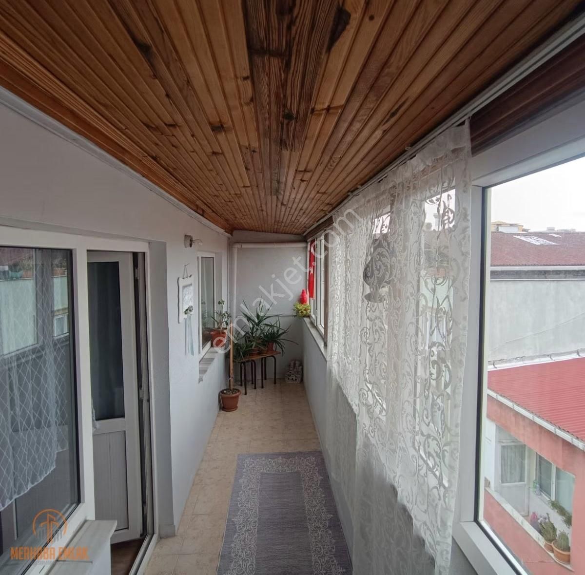 Karadeniz Mahallesinde Geniş Daire - Görsel 20