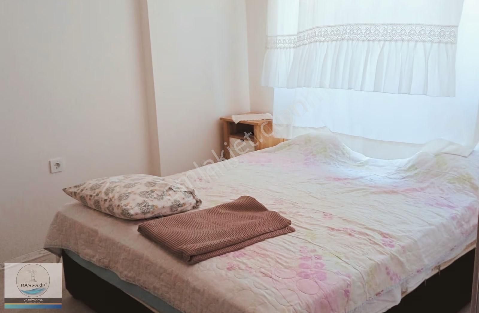 Yenifoça Cadde Üzerinde Dükkan Ve Meskenden Oluşan Satılık Bina - Görsel 9