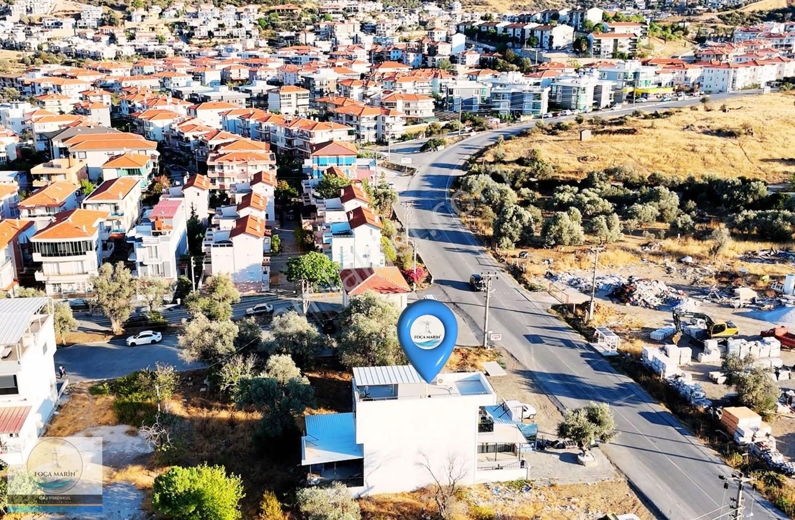 Yenifoça Cadde Üzerinde Dükkan Ve Meskenden Oluşan Satılık Bina - Görsel 2