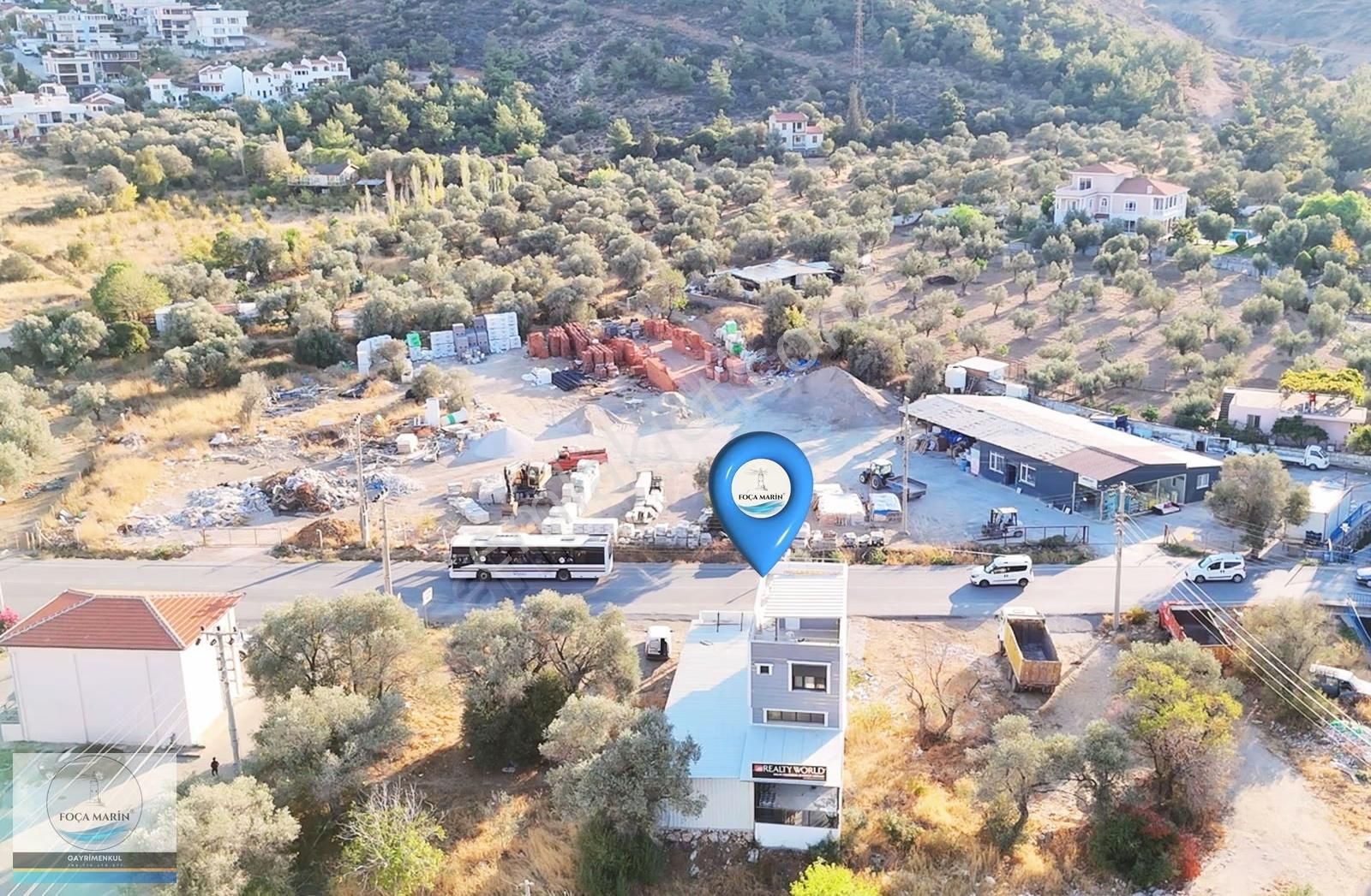 Yenifoça Cadde Üzerinde Dükkan Ve Meskenden Oluşan Satılık Bina - Görsel 23