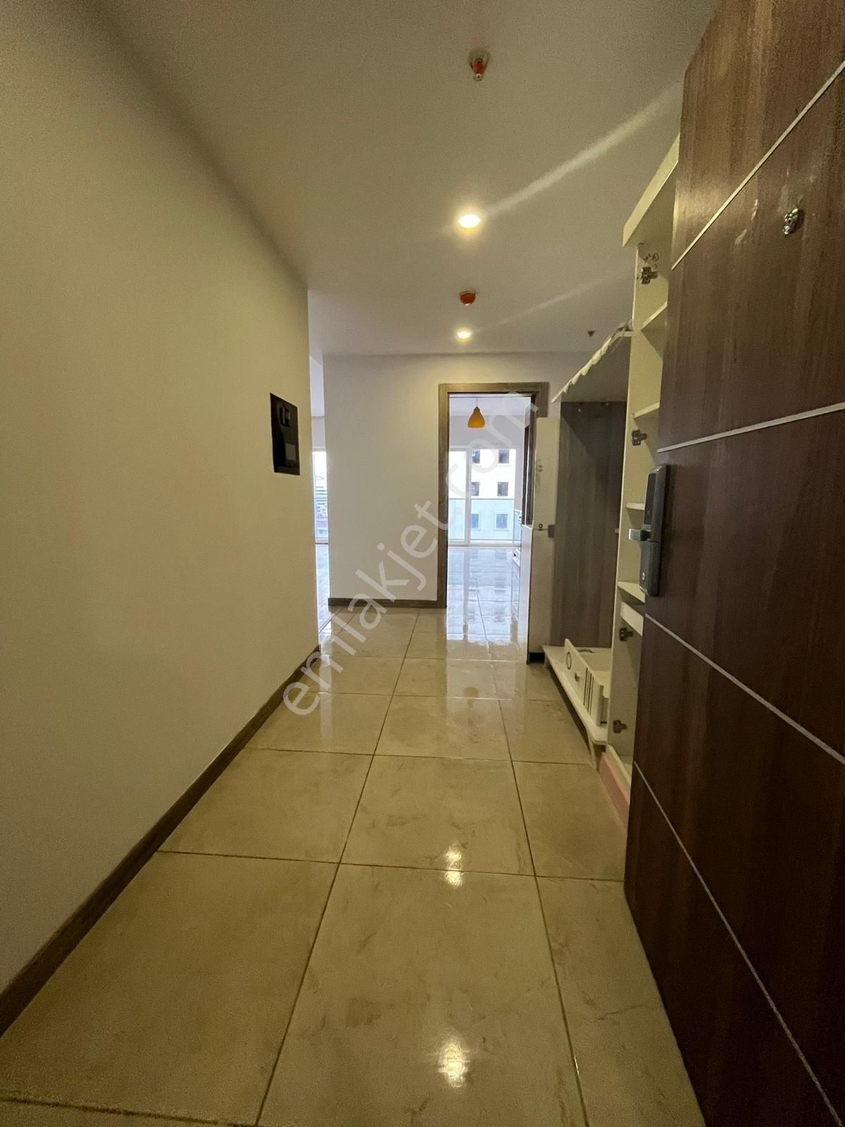 Metrobüse Yakın Satılık Daire - Görsel 5