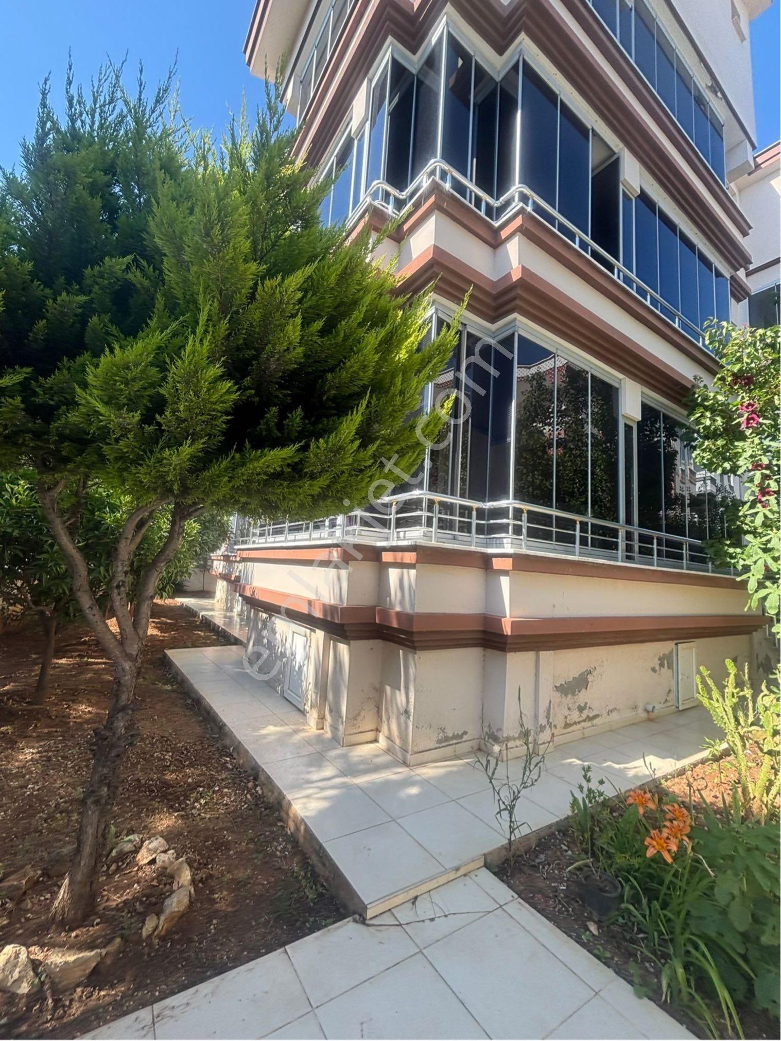 Çamlık Mahallesinde Yüksek Giriş 2+1 Daire