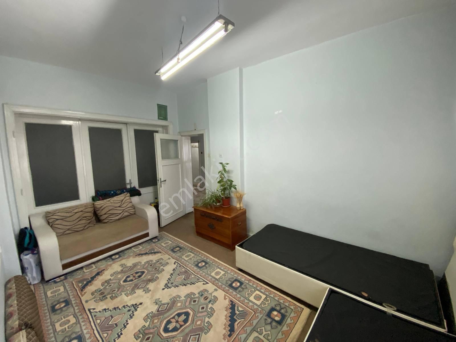 Şems-i Tebrizi Mahallesinde 3+1 Ara Kat Bakımlı Masrafsız Satılık Daire - Görsel 4