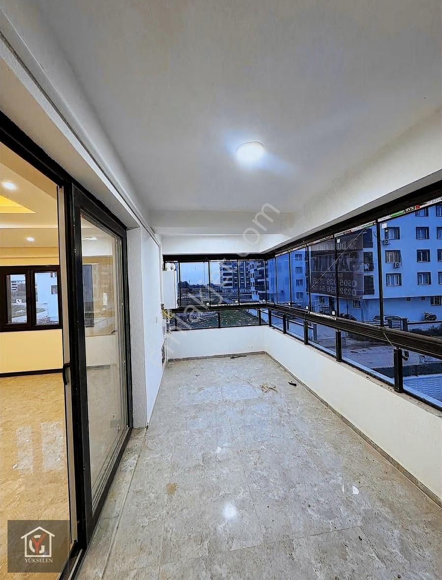 Yükselenden Yedi Eylül Mahallesinde 2+1 Ara Kat Otoparklı