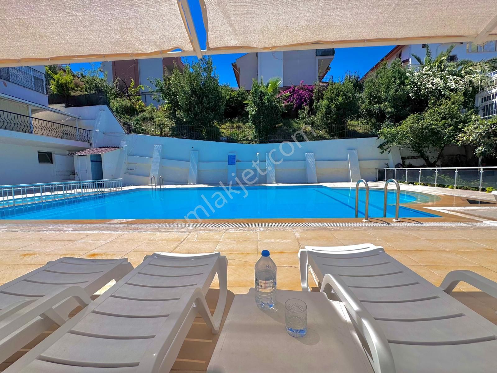 Kuşadası K.denizinde Satılık 4+1 Triblex Villa - Görsel 28