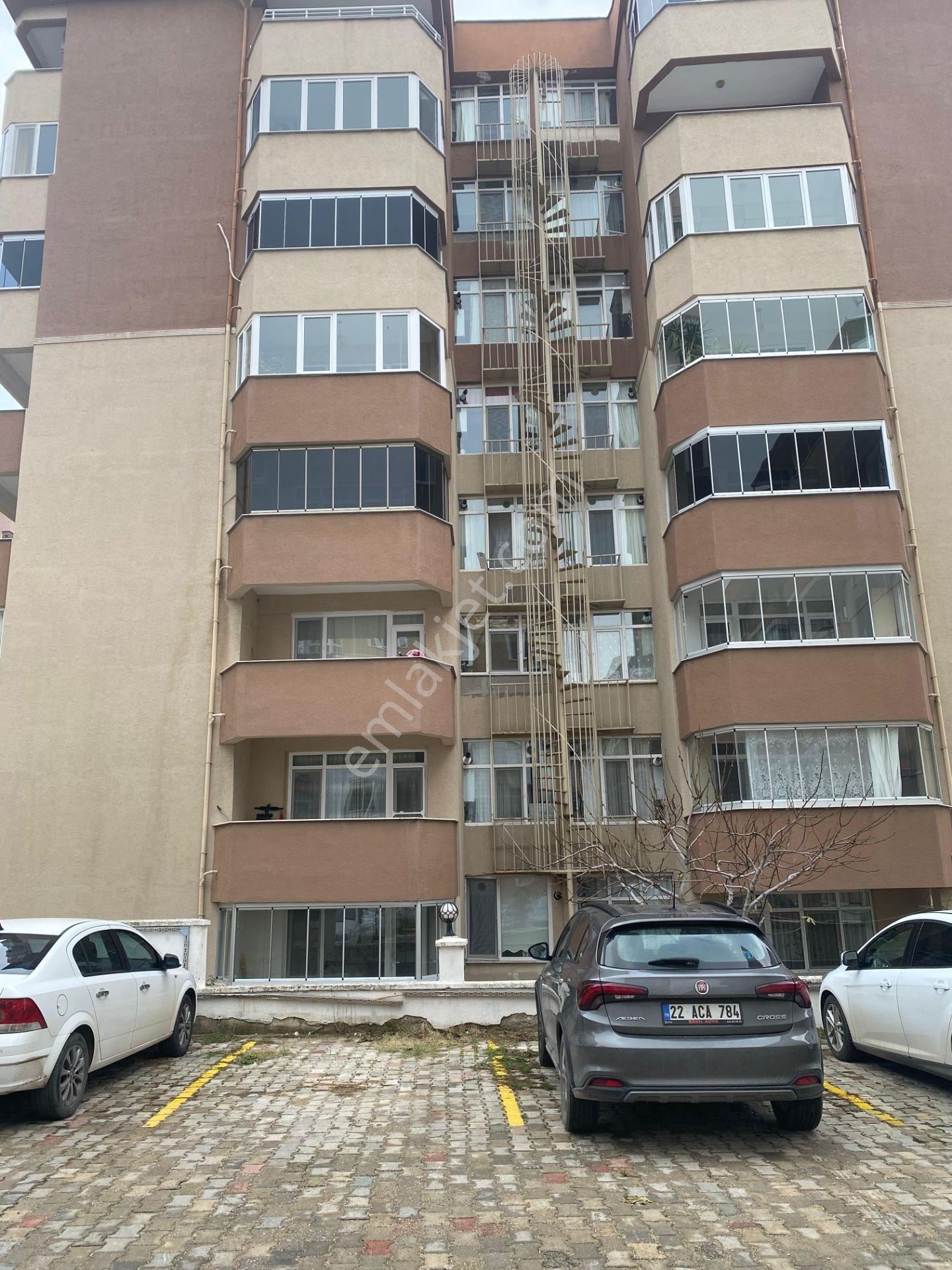 Fatih Mah. Tr. Üniversitesine Yürüme Mesafesinde 3+1, 180 M² Yüksek Şerefiyeli Satılık Daire - Görsel 18