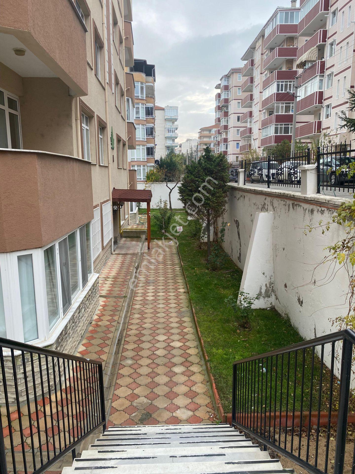Fatih Mah. Tr. Üniversitesine Yürüme Mesafesinde 3+1, 180 M² Yüksek Şerefiyeli Satılık Daire - Görsel 8