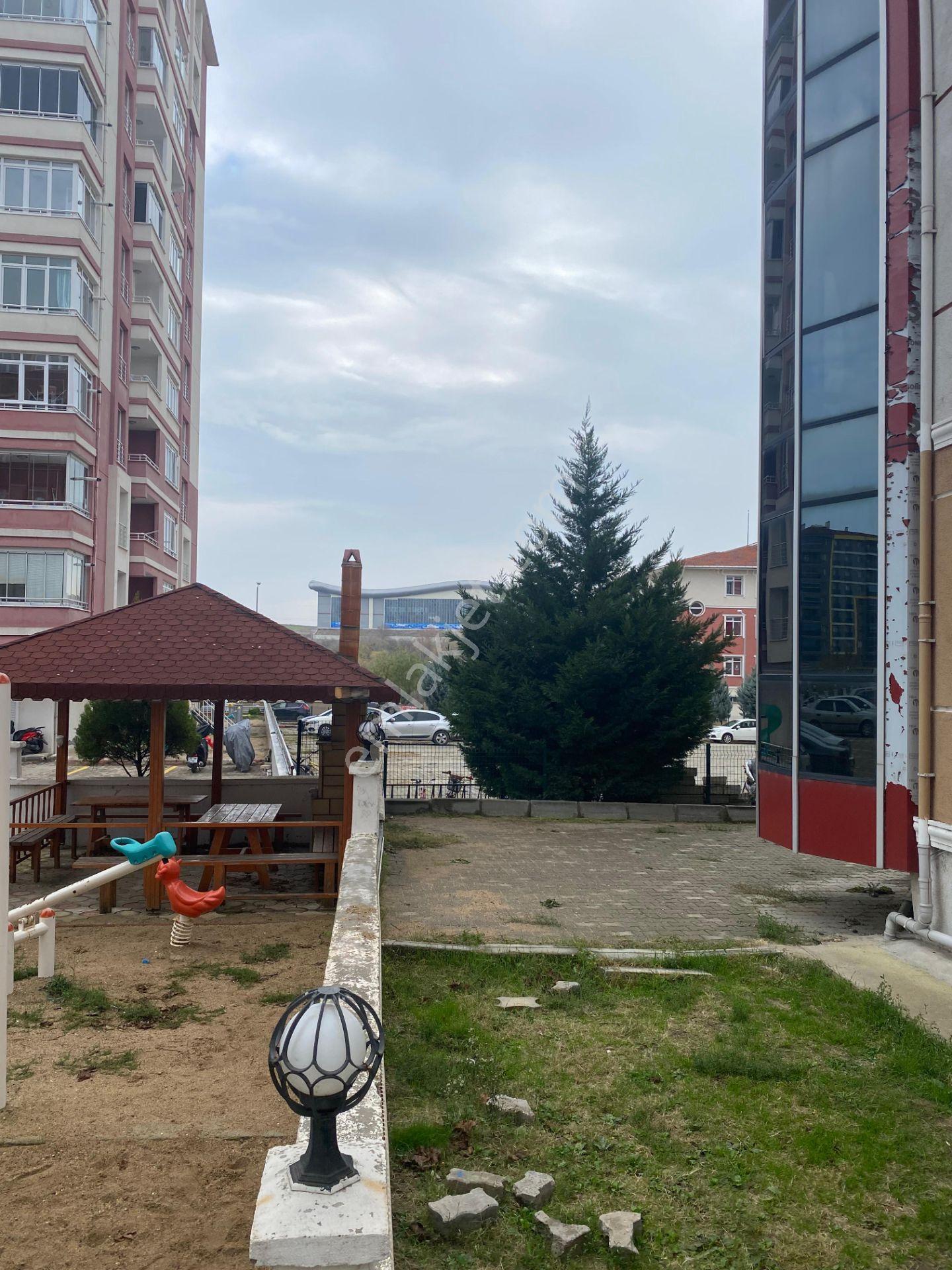 Fatih Mah. Tr. Üniversitesine Yürüme Mesafesinde 3+1, 180 M² Yüksek Şerefiyeli Satılık Daire - Görsel 19