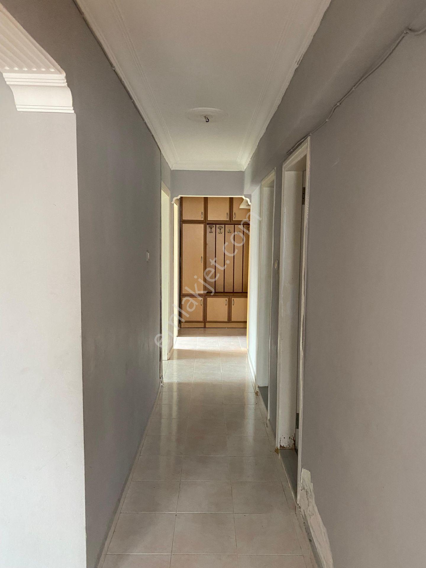 Fatih Mah. Tr. Üniversitesine Yürüme Mesafesinde 3+1, 180 M² Yüksek Şerefiyeli Satılık Daire - Görsel 7