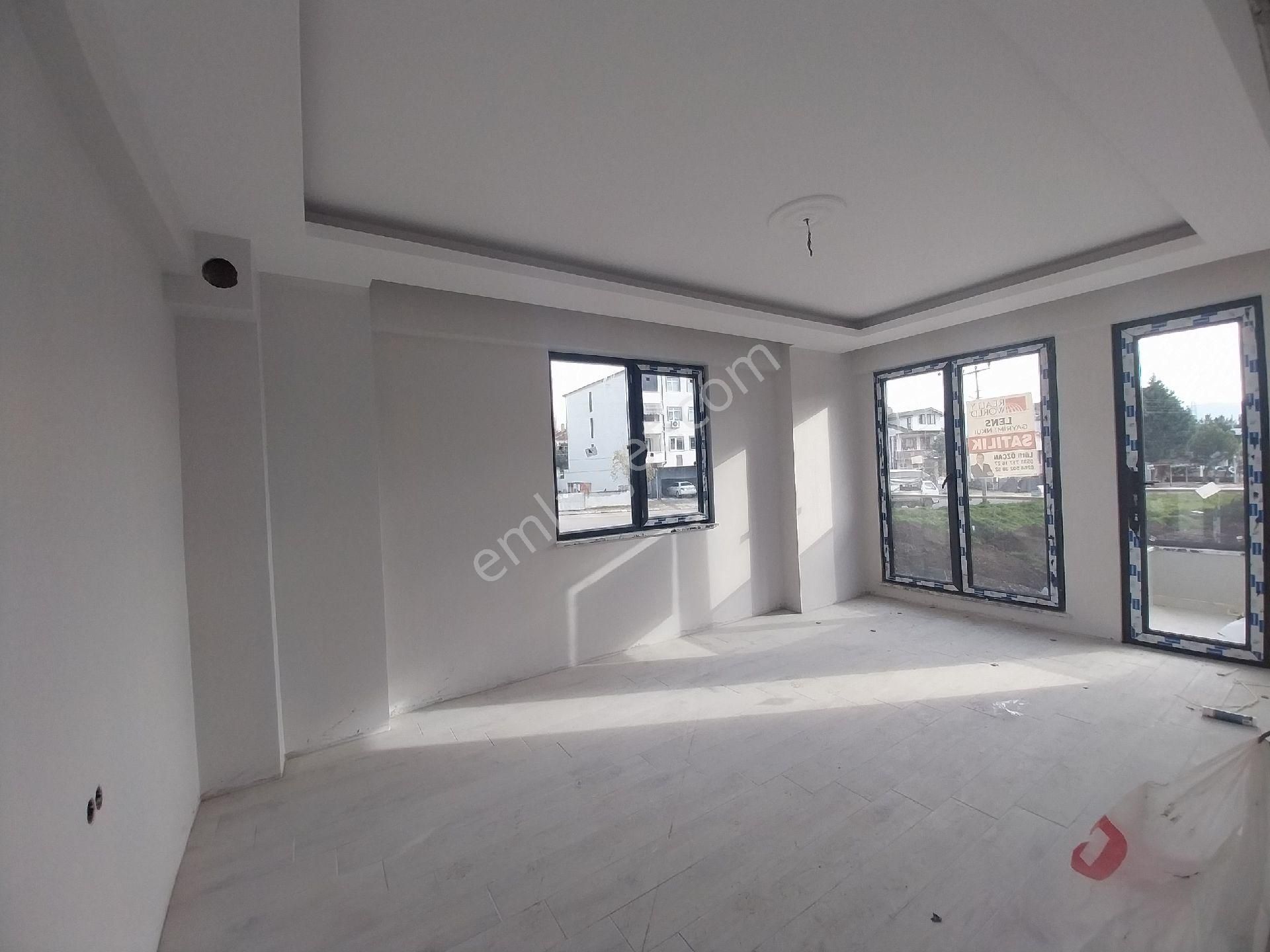 Arifiye Kalaycı Mahallesinde (cumhuriyet) Satılık 2+1 Daire - Görsel 2