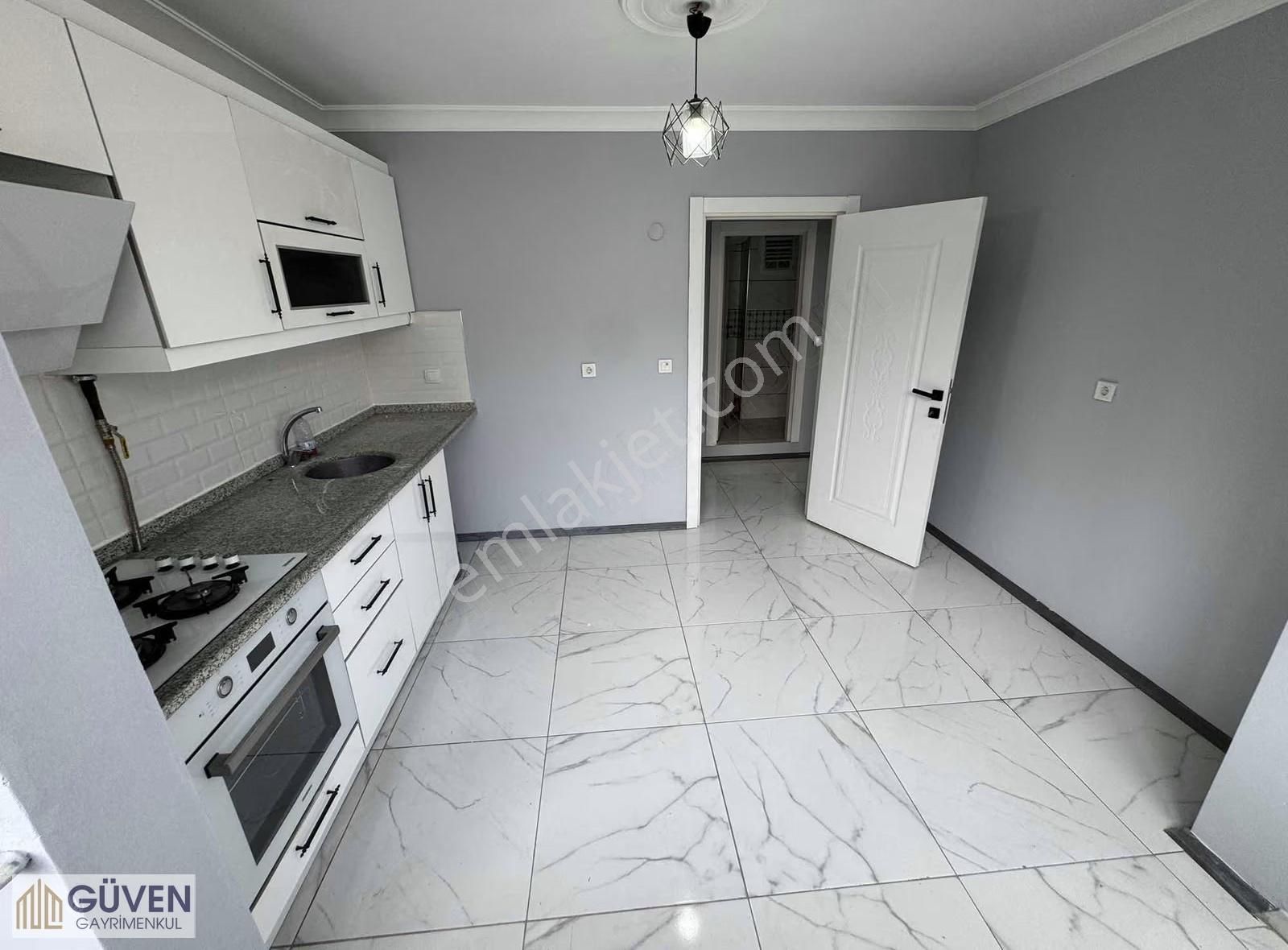 Battal Gazi Cad Yakını Kombili 5+1 180m2 Önü Kapanmaz Dublex - Görsel 3