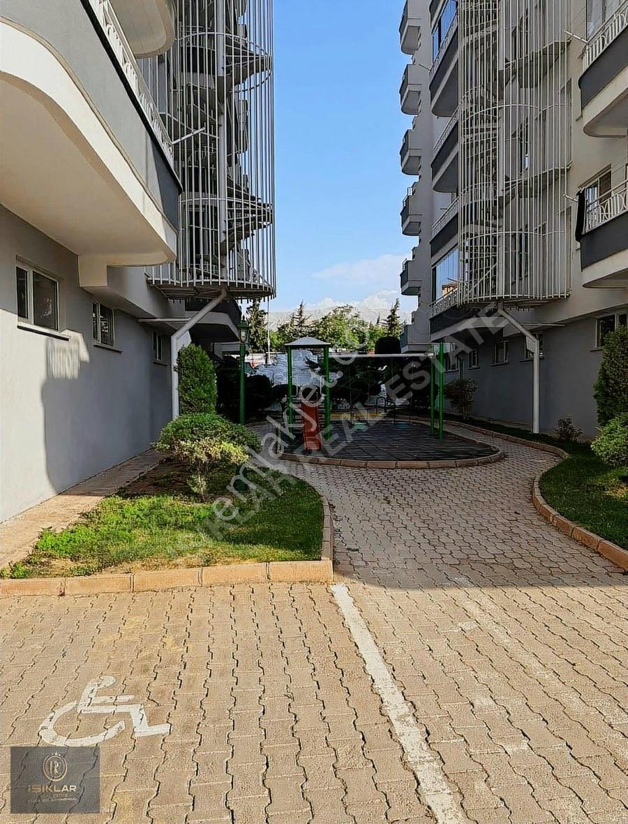 Enes Işık 'tan Kuyuönünde Satılık 3+1 Site İçi Daire - Görsel 4