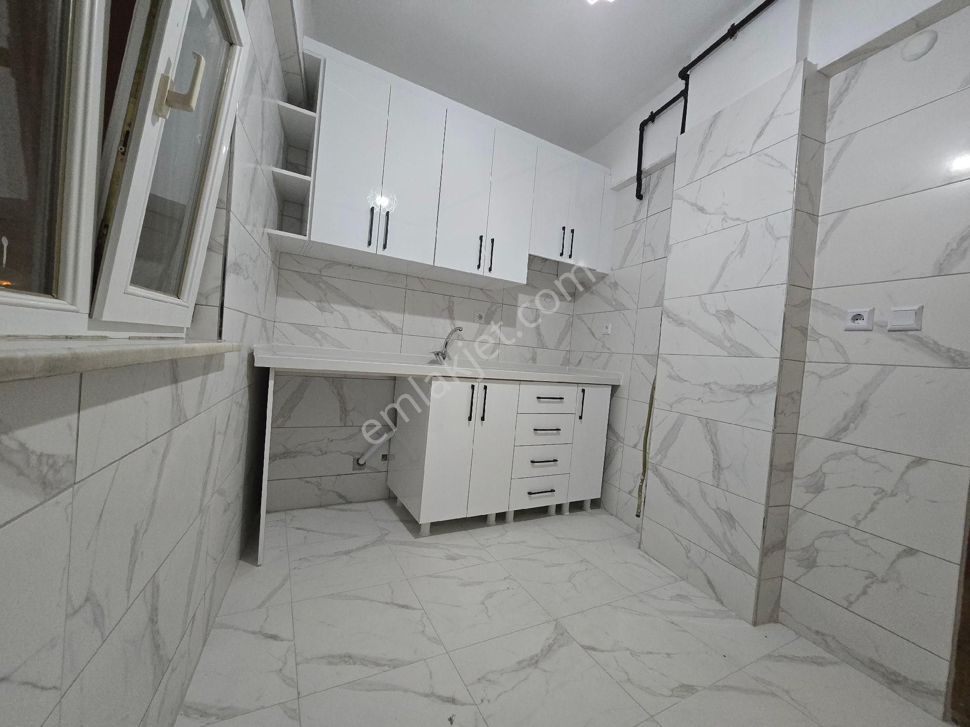 Pusula İnş.tan Esentepe Mah 2005 Yapımı İçi Komple Sıfırlanmış 2kat Daire - Görsel 13