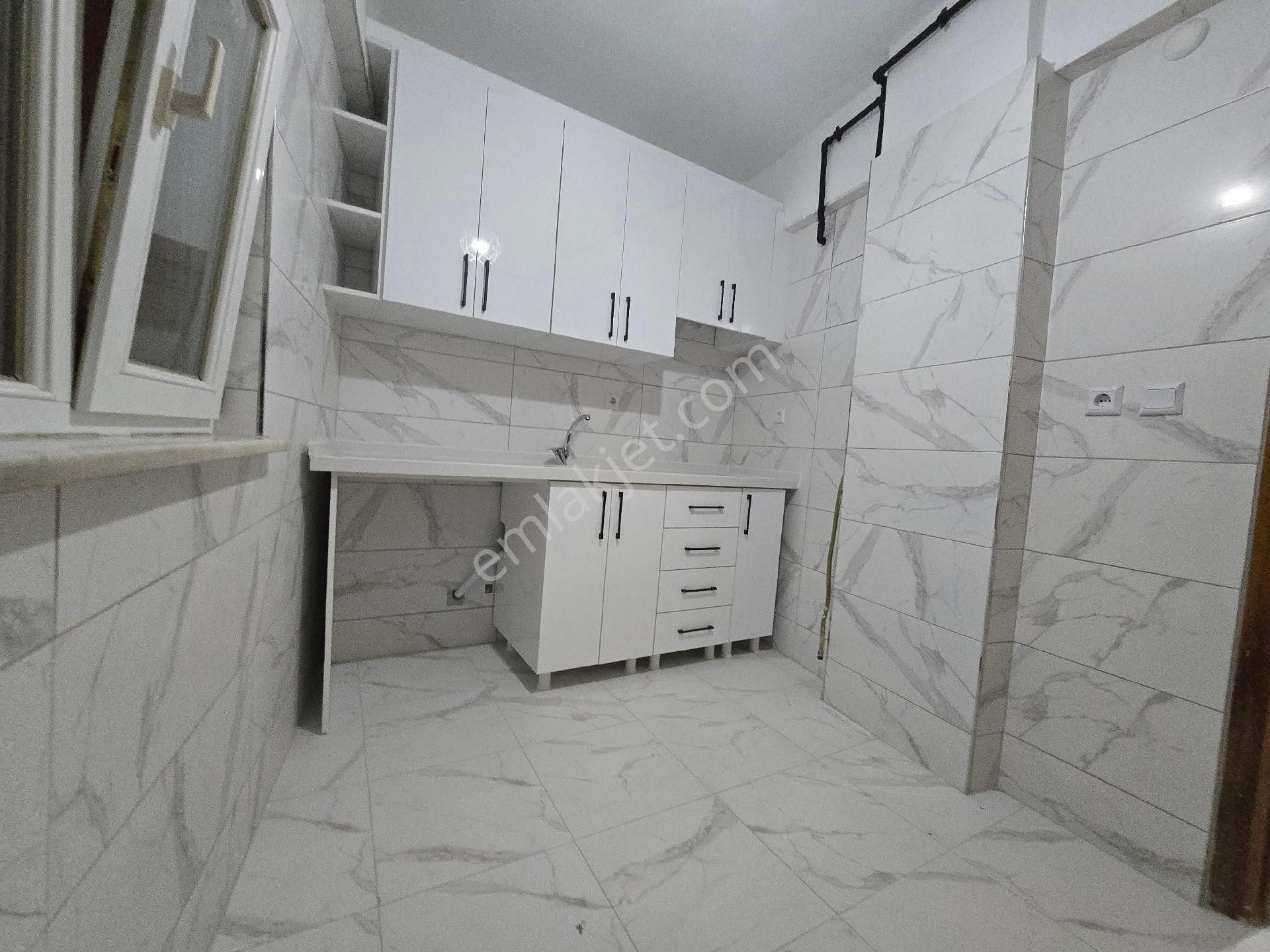 Pusula İnş.tan Esentepe Mah 2005 Yapımı İçi Komple Sıfırlanmış 2kat Daire - Görsel 16