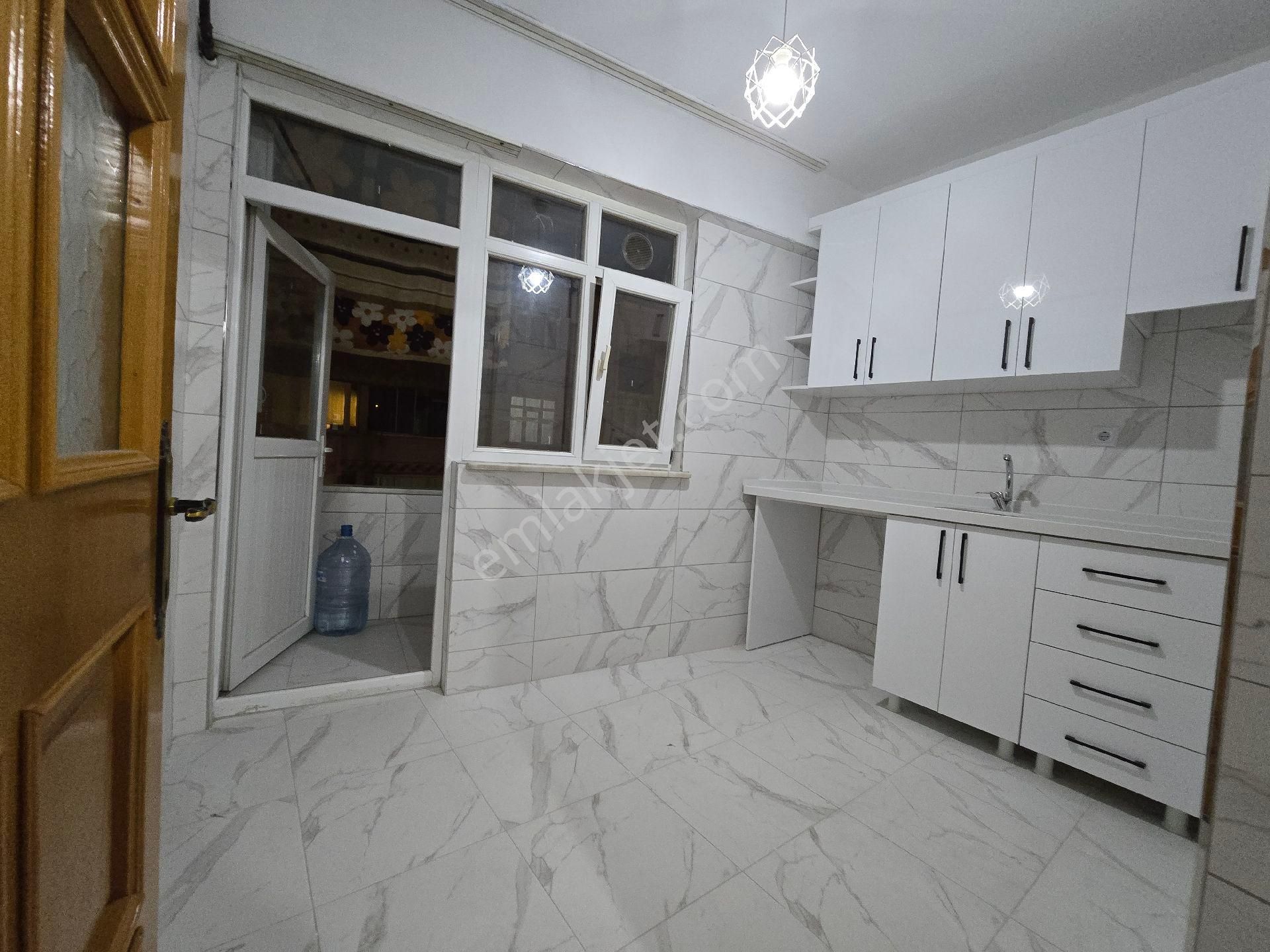 Pusula İnş.tan Esentepe Mah 2005 Yapımı İçi Komple Sıfırlanmış 2kat Daire - Görsel 23