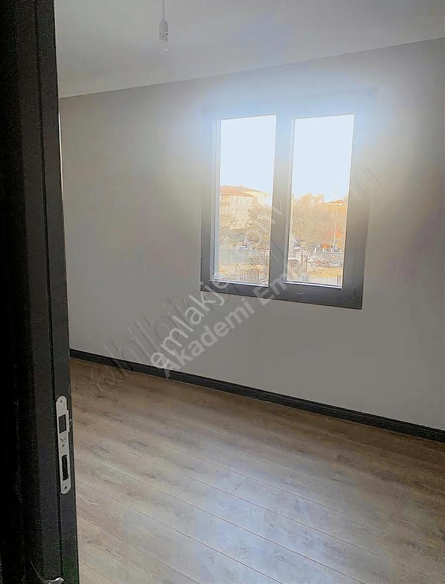 Akademi Emlaktan 3+1 Lüks Daire - Görsel 4
