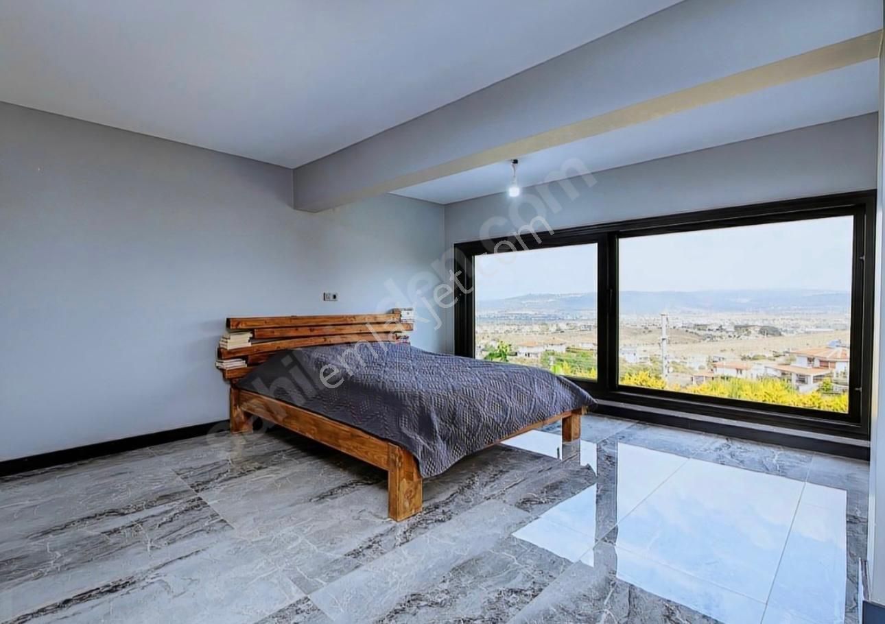 2025 Ruhsatlı Yeni Yapim 200 M2 4+1 Satlik Villa - Görsel 12