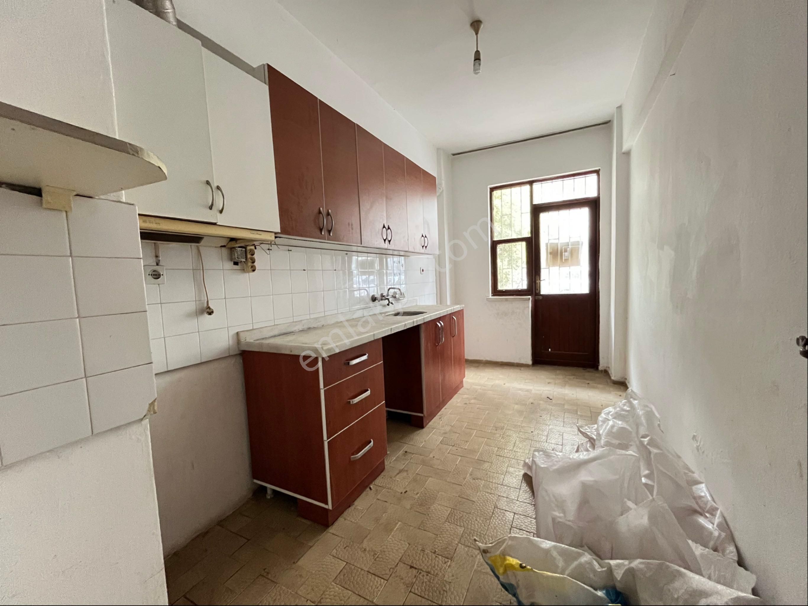 Alanya Güllerpınarı Mh Aile Apt Depozitosuz 2+1 Kiralık Daire - Görsel 6