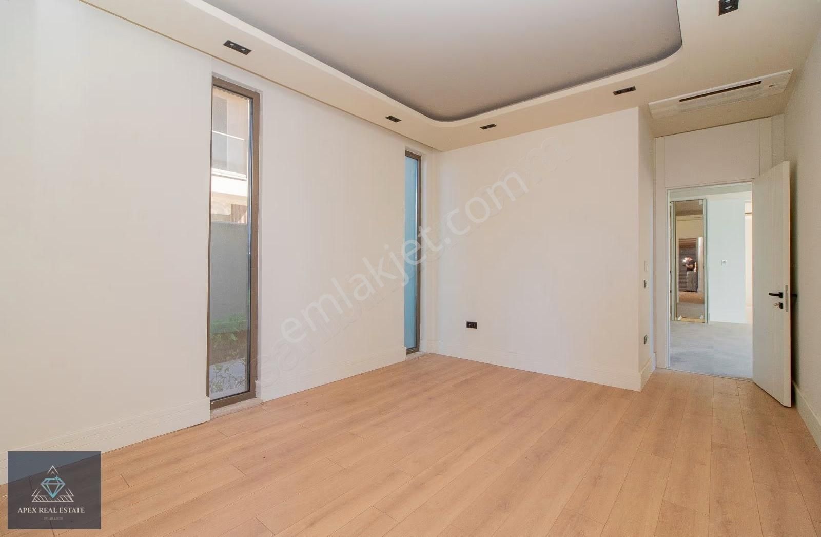 510 M2 Uzerınde 360 M2 Net 4+1 Müstakil Havuz Ve Bahcelı Vılla - Görsel 24