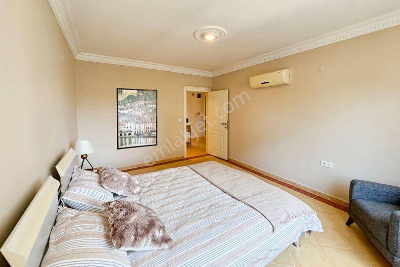Alanya Güllerpınarı Mah.eşyalı Satılık 5+1 Dubleks Daire - Görsel 14