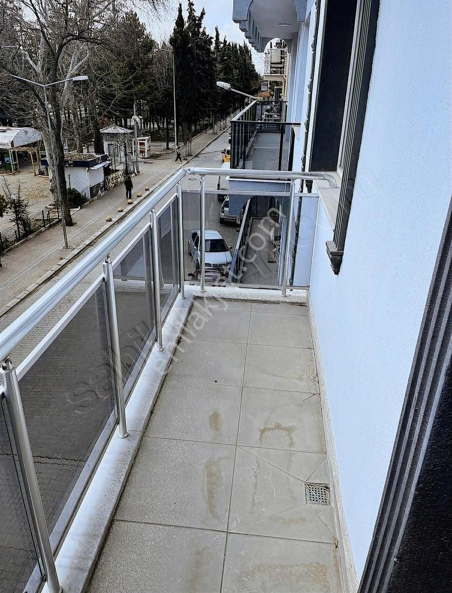 Banazda Uygun 2+1 Dolap Kombili Hazır Daire - Görsel 9