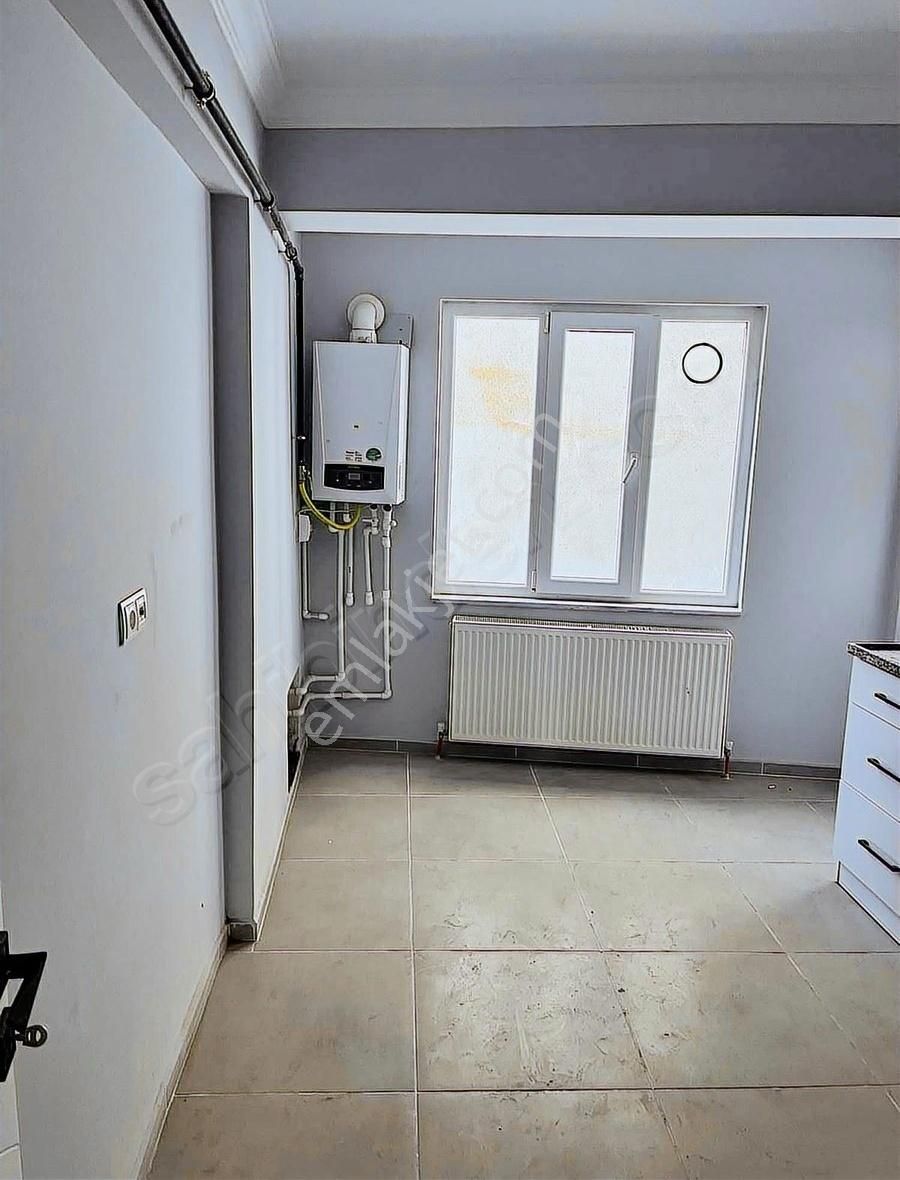 Banazda Uygun 2+1 Dolap Kombili Hazır Daire - Görsel 2