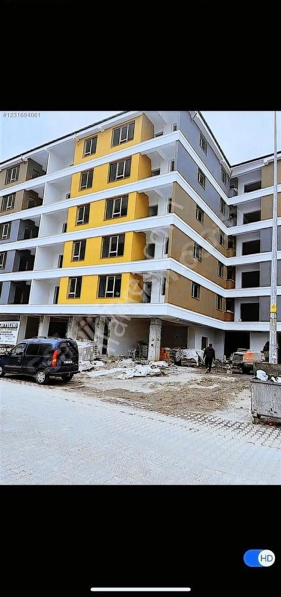 Banaz Merkezde 3+1 Anayolüzeri Geniş Daire - Görsel 10