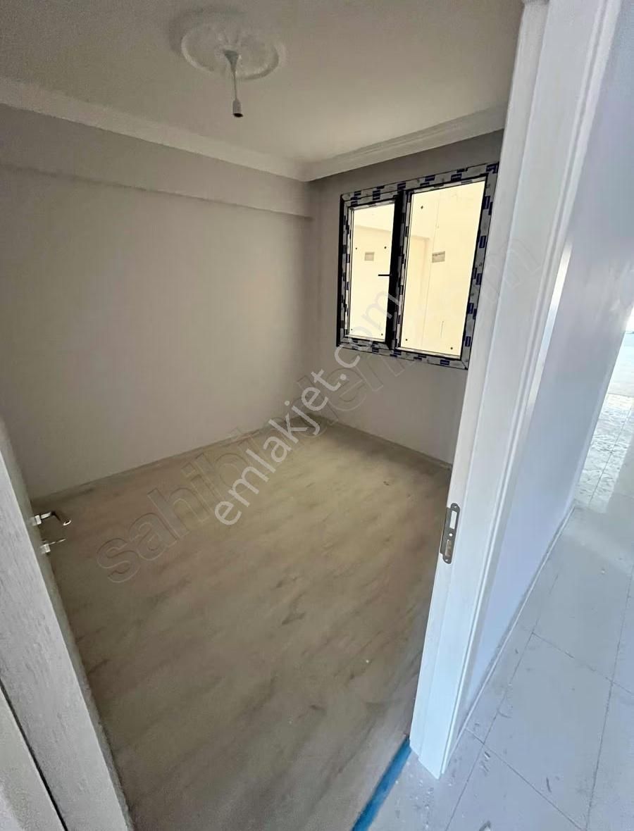 Banaz Merkezde 3+1 Dükkanüstü Hazır Daire - Görsel 6