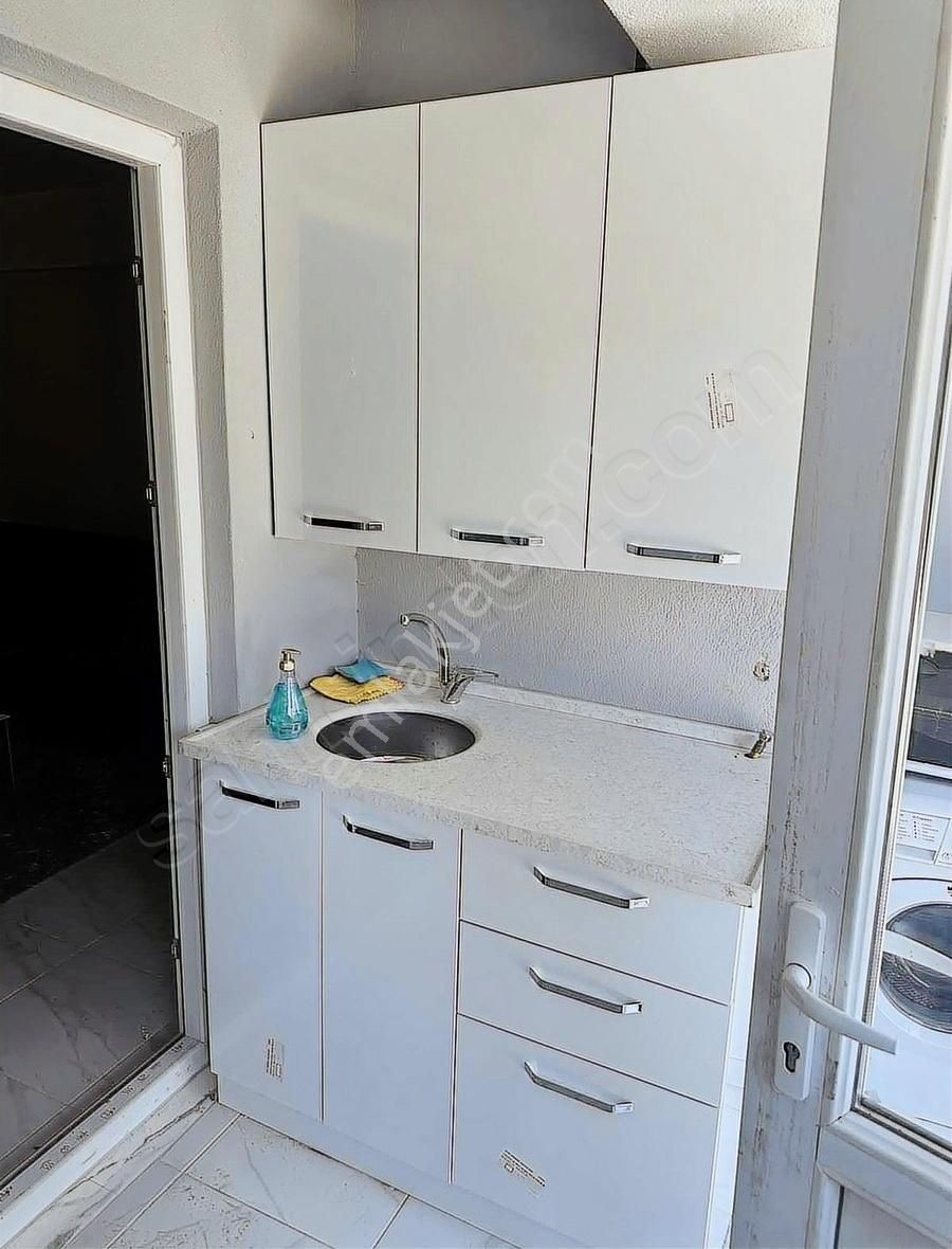 Banaz Merkezde 1+1 Sıfır Apart Hemen Kalmaya Hazır - Görsel 8