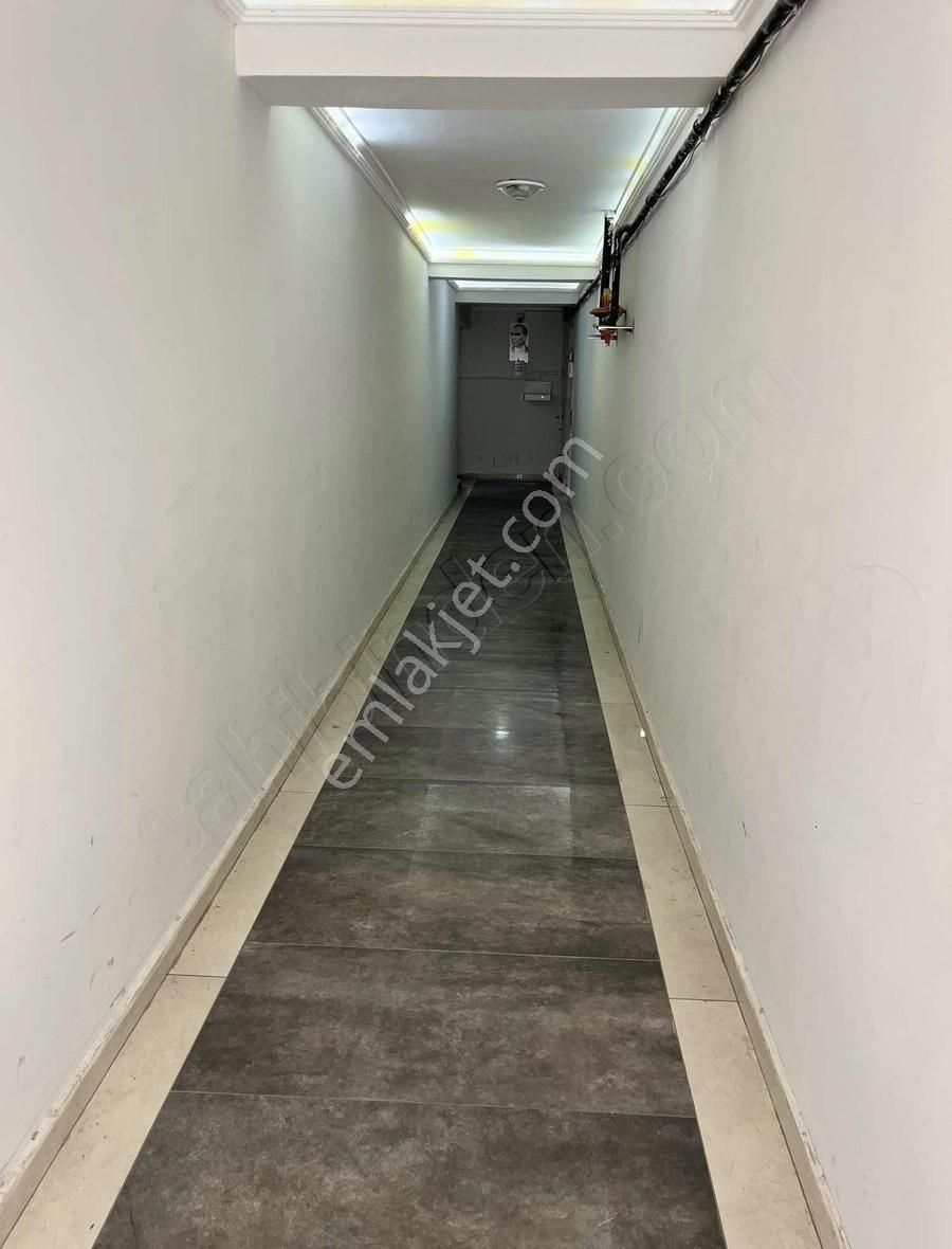 Banaz Salıpazarında 180m2 4+1 Verandalı. Şömineli Dubleks - Görsel 19