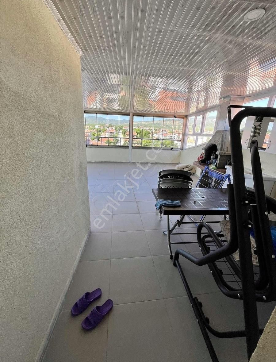 Banaz Salıpazarında 180m2 4+1 Verandalı. Şömineli Dubleks - Görsel 29