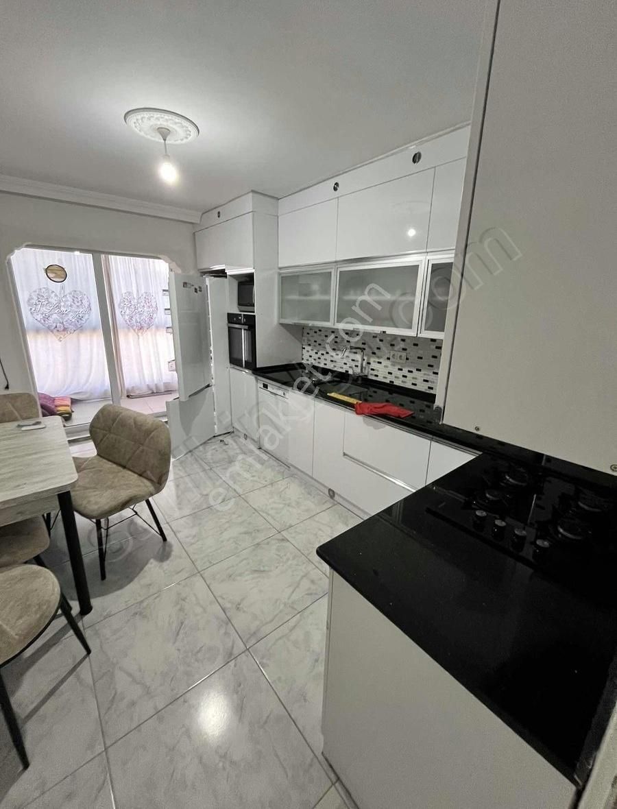 Banaz Salıpazarında 180m2 4+1 Verandalı. Şömineli Dubleks - Görsel 15