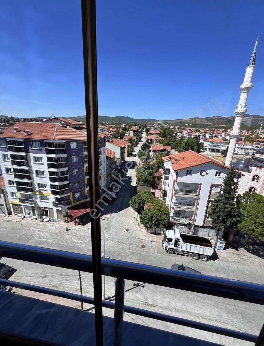 Banaz Salıpazarında 180m2 4+1 Verandalı. Şömineli Dubleks - Görsel 6